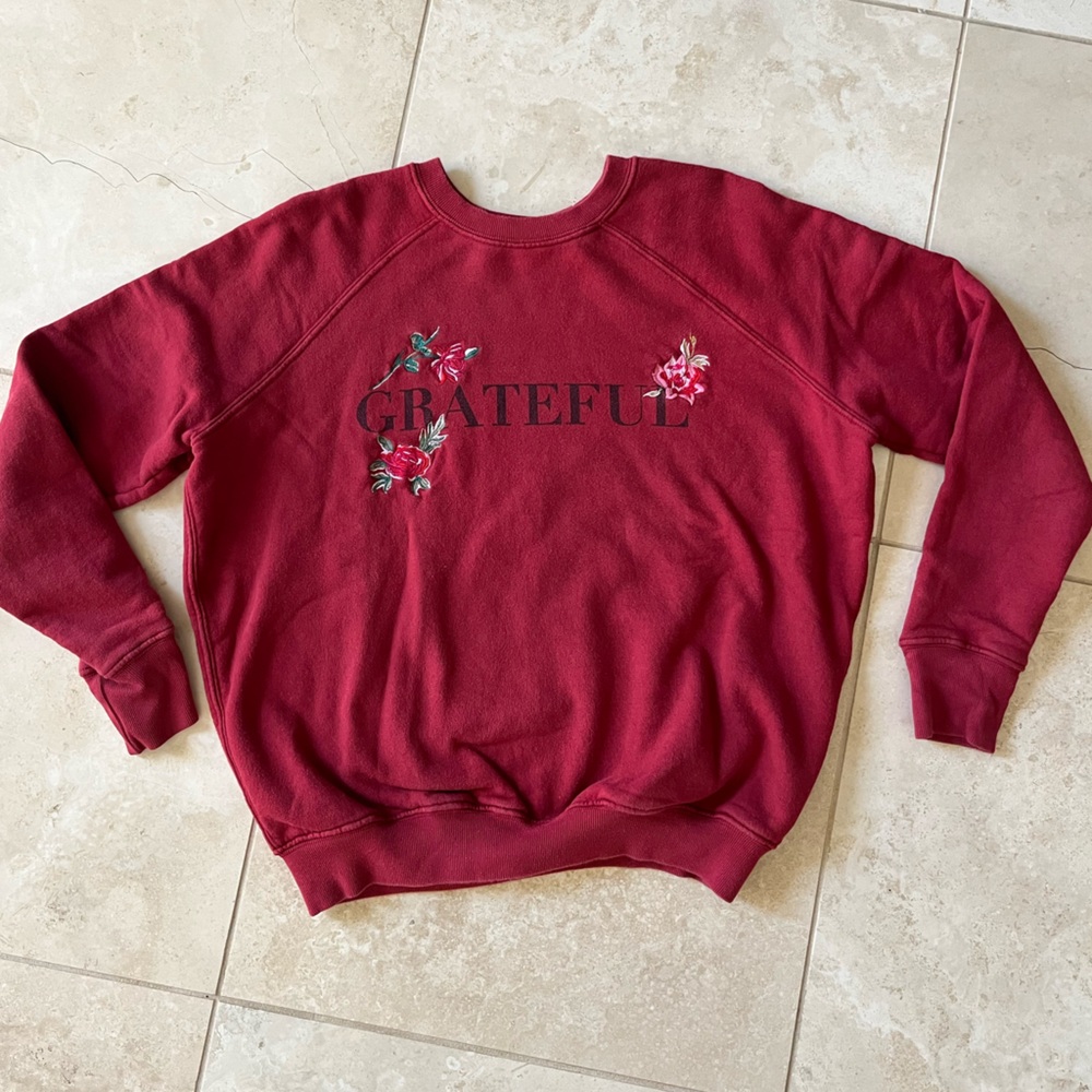 Grateful Embroidered Sweatshirt